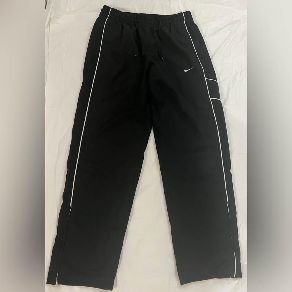 Nike Men’s Jogging Pants Lined w/ Draw String & Pockets - Medium